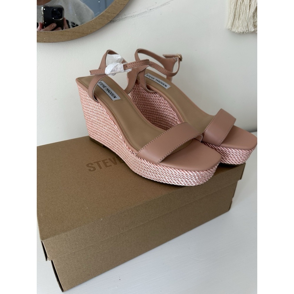 Steve Madden‎ Wedge Sandal Pink And Tan Size 9